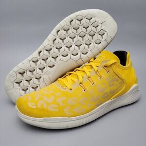 Nike Free RN 2018 Cheetah Print Yellow Low Top Lace-Up Sneakers Size 9.5